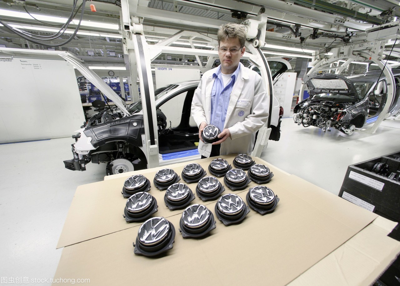 大眾汽車(chē)公司volkswagenag在沃爾夫斯堡工廠生產(chǎn)客車(chē),最終組裝大眾tiguan,運(yùn)動(dòng)型多功能車(chē),沃爾夫斯堡,下薩克森州,德國(guó),歐洲